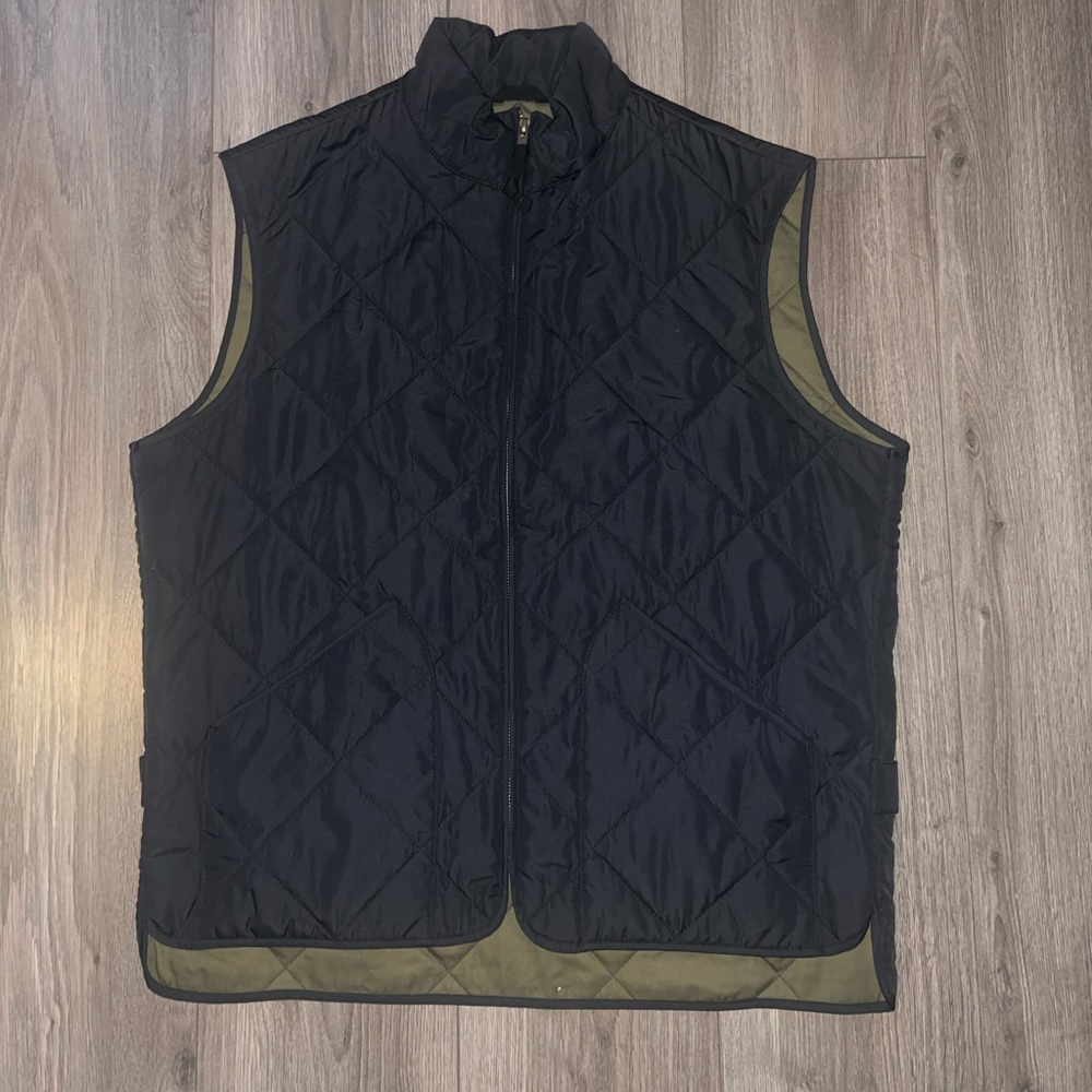 Men’s quilted j crew vest size large Never worn new without tags